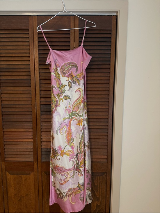 Gianni Bini Dresses & Skirts - NWOT Gianni Bini Paisley Slip Dress